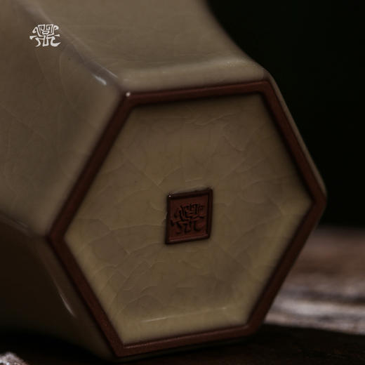 问鼎哥窑致巧款知心杯 商品图4