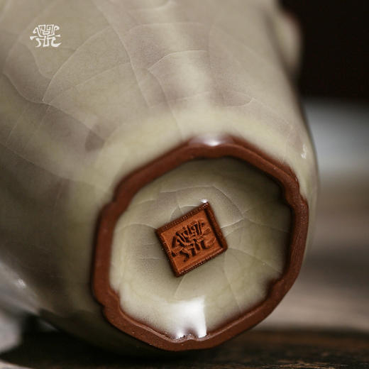 问鼎哥窑致巧款宛芳杯 商品图4