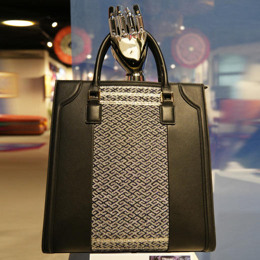 深山集市·黑色锡绣竖款公文包 商品图0