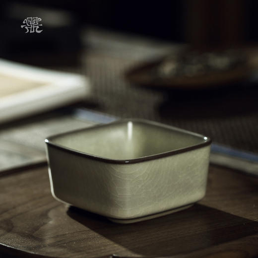 问鼎哥窑致巧款采熙杯 商品图0