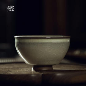 问鼎哥窑致巧款精工见清杯