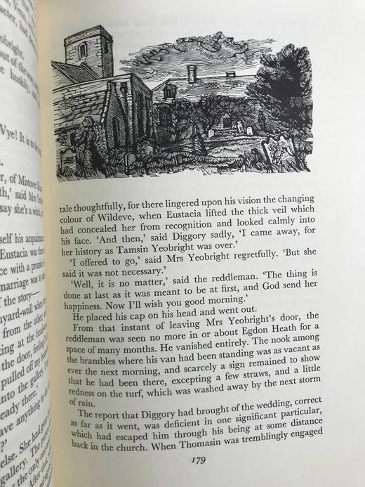 托马斯·哈代《还乡》（1986） 数十幅木版画插图 精装18开带书匣 商品图12
