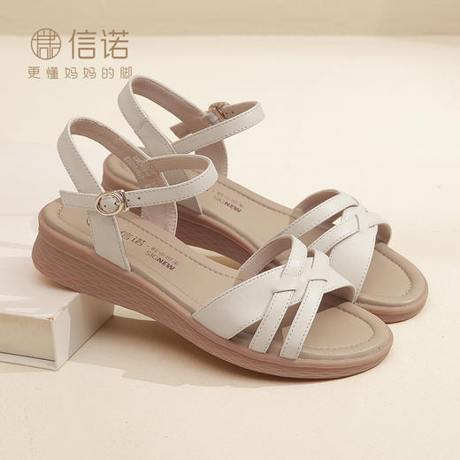 信诺真皮舒适中年妈妈凉鞋2023夏季新款软底坡跟防滑休闲百搭女鞋23L368-6 商品图0
