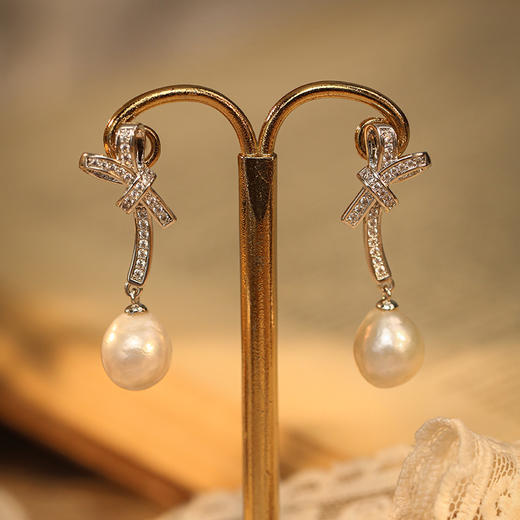 Manreya玛芮雅“梦蝶”法式巴洛克珍珠耳环 商品图7