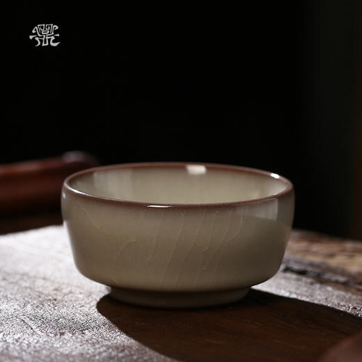 问鼎哥窑致巧款精工云潭杯 商品图0