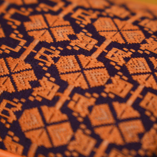 深山集市·数纱绣橘色豌豆包 商品图4