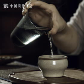 问鼎哥窑致巧款精工一禅杯