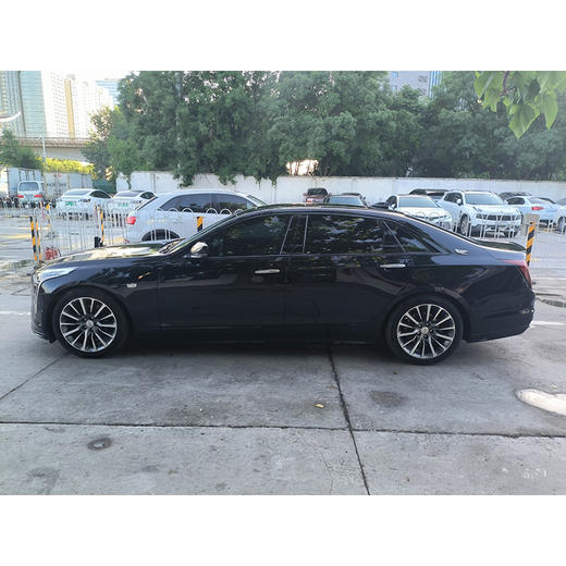 凯迪拉克 CT6 28T 120周年限量版【长租-北京】 商品图3