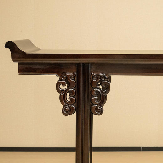 红木夹头榫透雕螭龙纹翘头案 商品图1