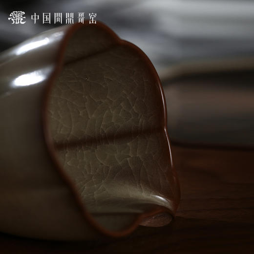 问鼎哥窑致巧款桃溪公杯 商品图2