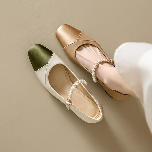 【预售5天】牛皮拼色粗跟浅口四季单鞋珍珠装饰玛丽珍女鞋BX&B1552 商品图1