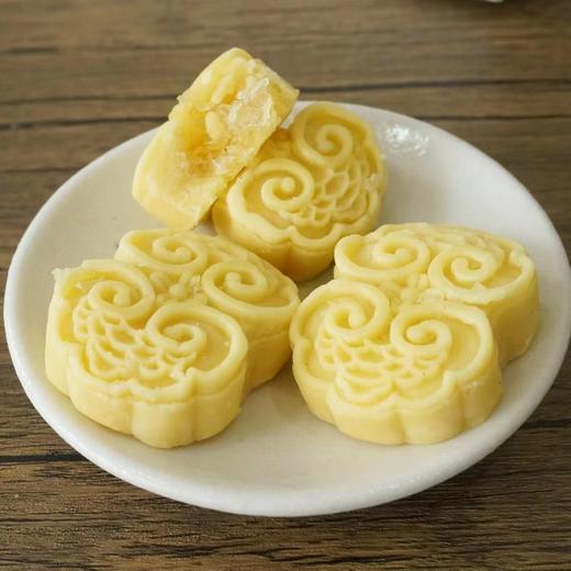 【糕酥精选】绿豆银耳冰糕 绿豆本香 银耳夹心 消暑清热 入口轻抿即化 松软 粉糯 细腻 轻轻的奶香 淡淡的甜味 商品图0