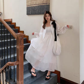 2024【新品】  伦萨假期~松紧打揽吊带裙+防晒衬衫套装