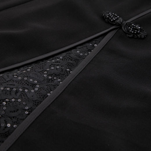 PF8H7斯尔丽2024新款改良国风拼接蕾丝收腰修身放摆连衣裙敬酒盘扣 商品图5