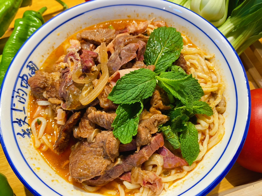 招牌牛杂面 /麻辣鲜香