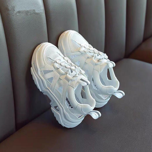 女童运动凉鞋2024夏季新款镂空儿童网面鞋休闲时尚男童网红沙滩鞋 商品图3