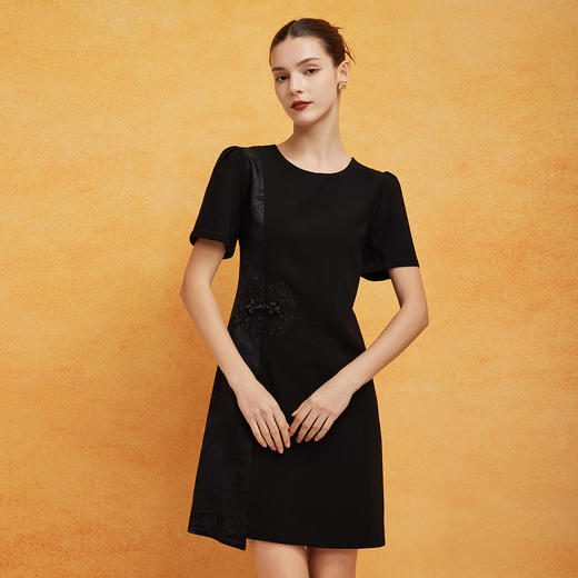 PF8K2斯尔丽2024新款拼接款提花绣花轻国风圆领收腰放摆减龄时尚连衣裙 商品图0