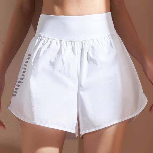 跃牌【瑜见伽人系列】 2024夏季新款收腰宽松休闲防走光短裤瑜伽服健身运动短裤跑步 女YD4028 商品图2