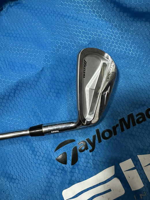 W高尔夫球杆
Mizuno铁杆，7号铁单支，杆身硬度:850R 商品图0