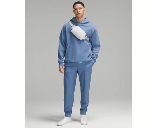 Lululemon 腰包实火！Everywhere 1L 腰包 男女都可用 好折￥399 商品图1