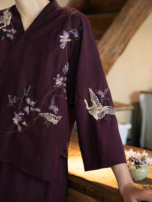 牧衣游原创重工手绣紫香云纱外套新款龟裂纹禅意复古上衣 深深愿 商品图3