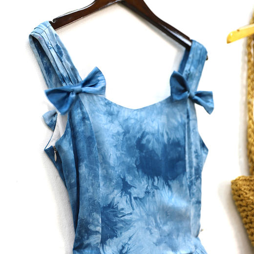 裁缝学苑AS252蝴蝶结露背劳拉裙连衣裙纸样女装无袖打板图纸 商品图3