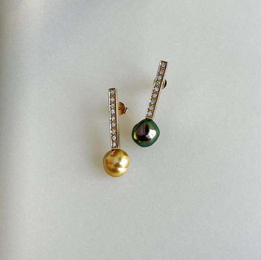 CHIC系列 18K镶钻石、大溪地珍珠和南洋KESHI珍珠耳坠 商品图1