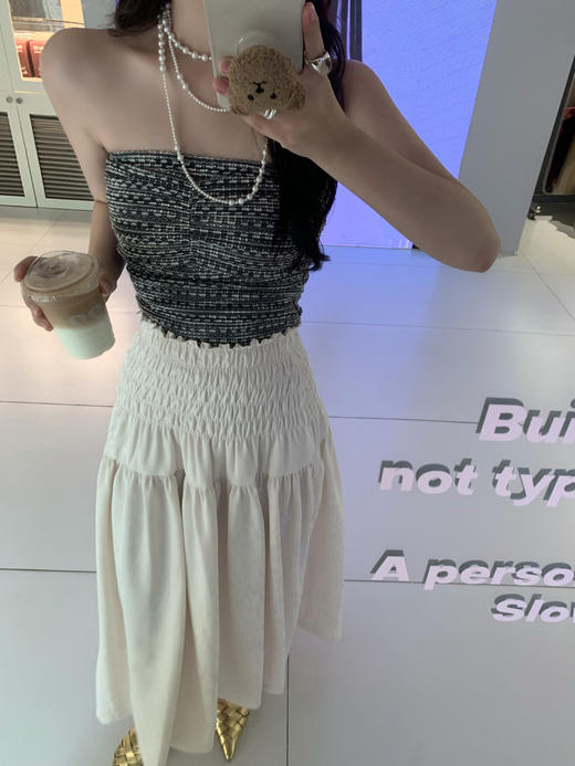 Read Nameless /弹力小香裹胸+打揽腰暗纹裙 商品图9