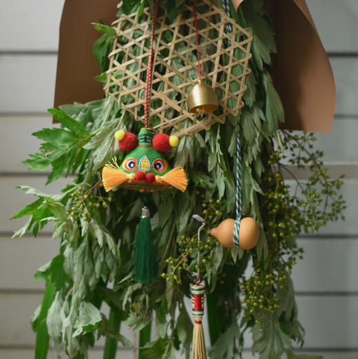 手持艾旗招百福，门悬蒲剑斩千邪（虎头款） 商品图7