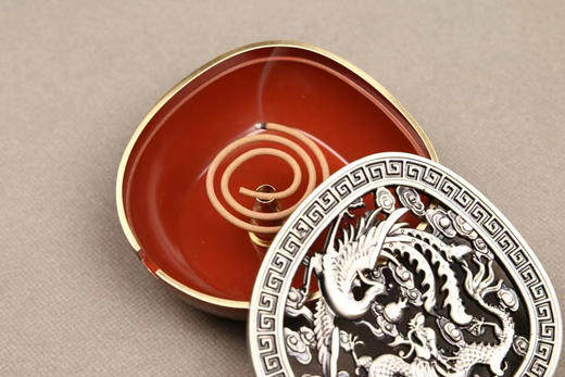 龙凤呈祥罗扇香薰炉（大漆红款） 商品图3