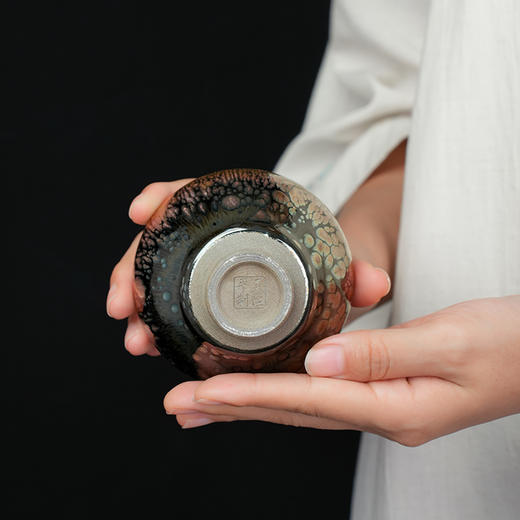 吴俭平油滴盏敛口杯建盏粗陶窑变茶盏手工陶瓷主人杯单杯茶碗 商品图3