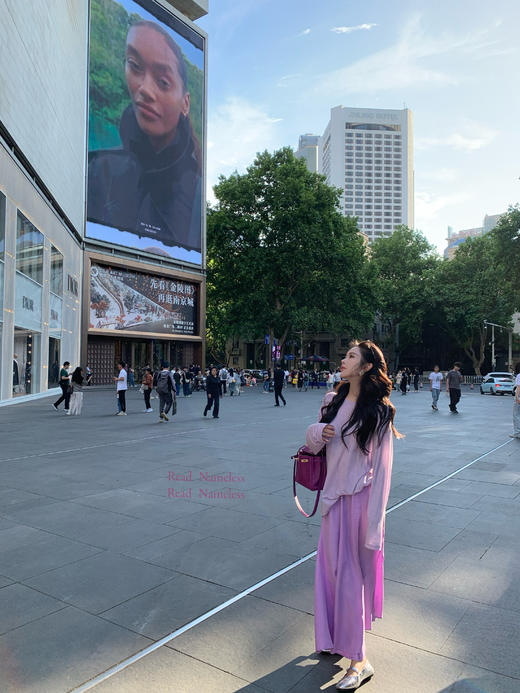 Read Nameless /天丝羊毛紫色防晒衫+铜氨丝紫色凉凉半裙 商品图9