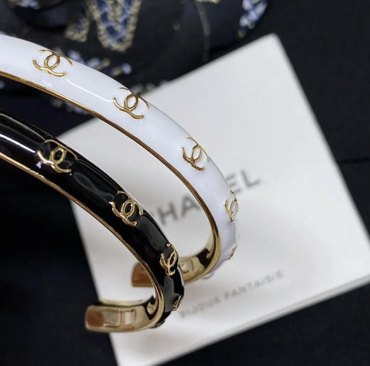 PIANAI冷小姐# 小香熊猫双色手镯 商品图0