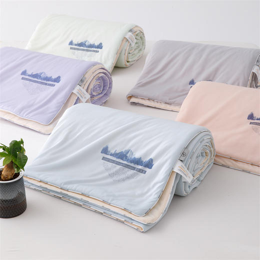 顶柔 雪山冰肌凉感被 凉感丝面料，透气舒适  双面冰感实现物理降温 商品图10