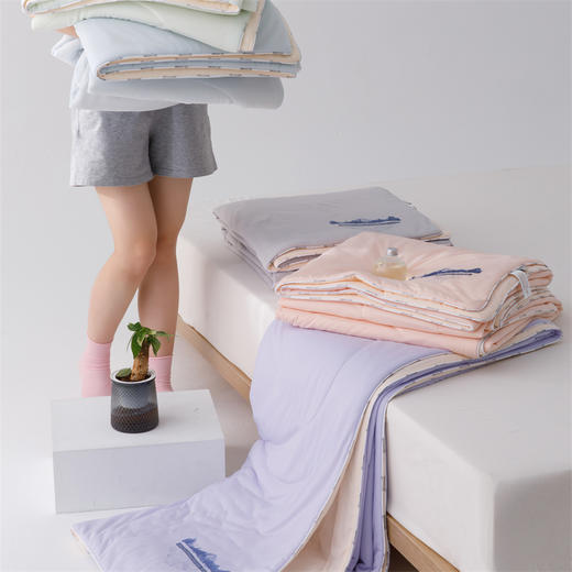 顶柔 雪山冰肌凉感被 凉感丝面料，透气舒适  双面冰感实现物理降温 商品图3