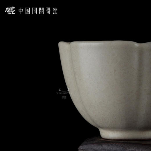 问鼎哥窑传世款报春杯 商品图3