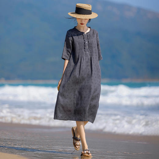 HM-S454亚麻碎花连衣裙复古花边圆领风琴褶中袖印花A字裙 24春夏原创新款 商品图3