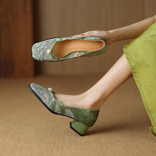 【预售5天】透气网纱珍珠单鞋，法式中跟方头百搭粗跟女鞋AJ&AJ9538 商品图3