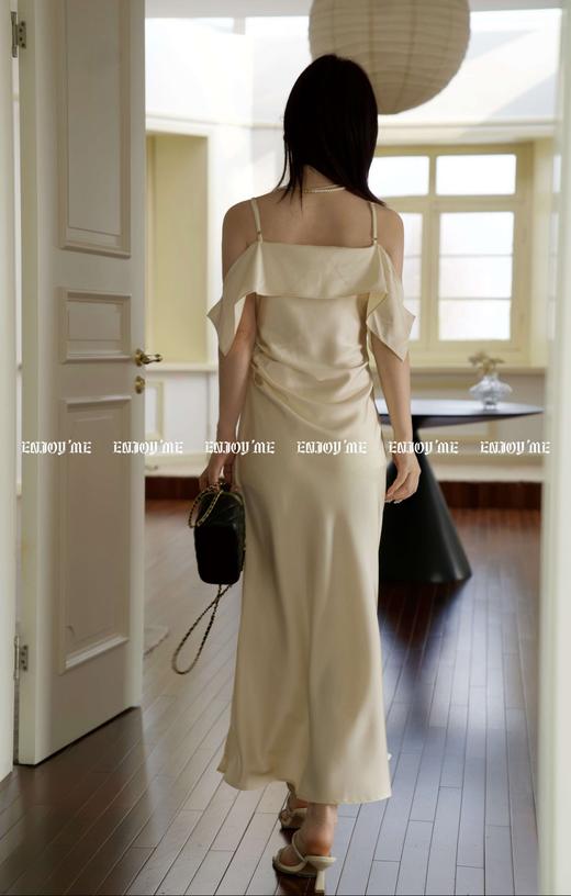 【门店同款】ENJOY夏季智性-法式一字肩连衣裙 157944667 商品图10