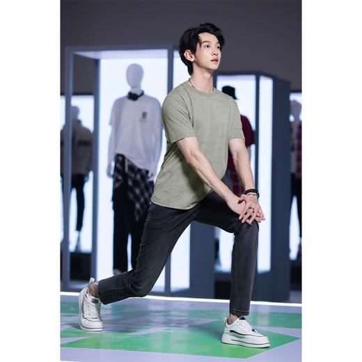 【新品上新】HX 夏季水洗直筒牛仔九分裤Y210420002101 商品图2