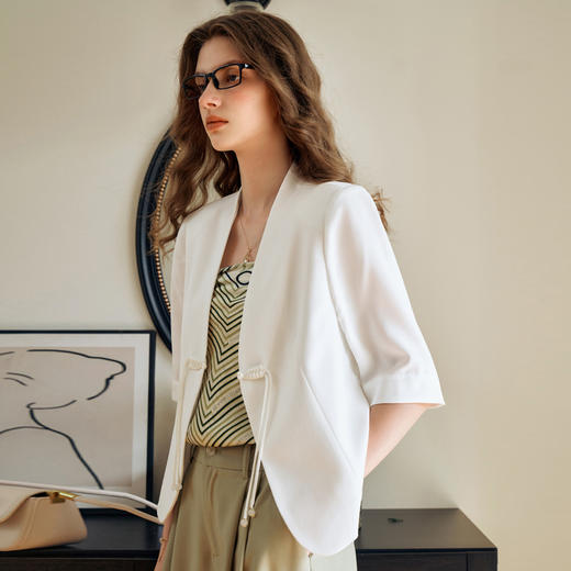 欧芮儿新中式盘扣流苏白色外套女夏短袖2024新款国风高级感上衣薄 商品图1