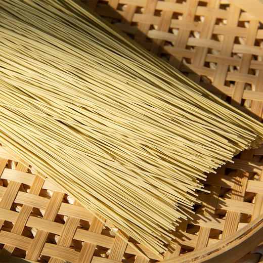 黔西南安龙【铁皮石斛挂面】1500g/袋 全国包邮 新疆西藏不发货 精选好石斛 本地小麦面粉 商品图3