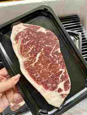 澳洲M3儿童西冷  清关日期新鲜，肉色鲜艳，花纹漂亮，细嫩肉质，喷香有营养