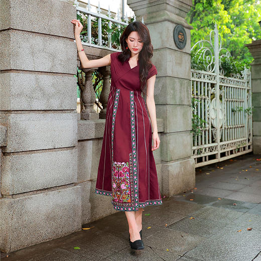复古大女主 | 花意深改良清马面连衣裙 | 现货加急发 商品图1