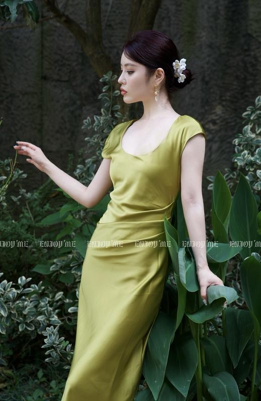 【门店同款】ENJOY夏季云敛-步步“升”花褶皱旗袍 158044599 商品图8