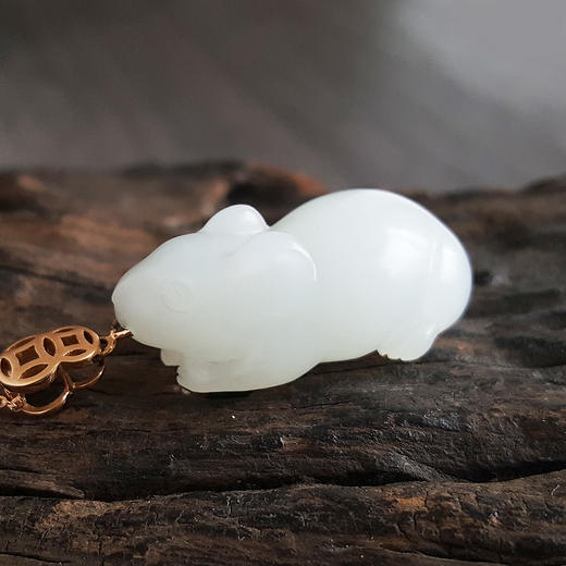 【天然正品】AU750精品玫瑰金镶天然金钱鼠造型且末料结构细和田玉（机敏、招财）吊坠项链170524TJ09 商品图2