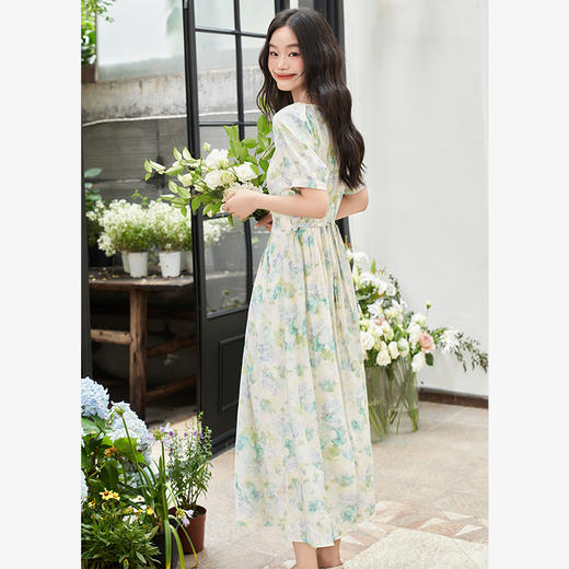 法式浪漫小清新连衣裙女夏季桃心方领收腰A摆碎花连衣裙V1941716 商品图4