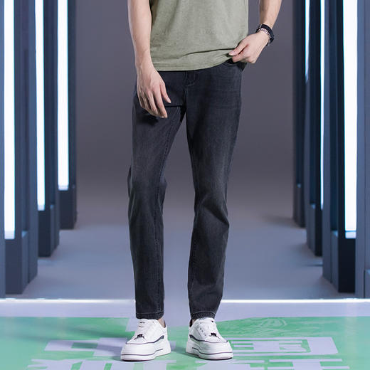 【新品上新】HX 夏季水洗直筒牛仔九分裤Y210420002101 商品图4