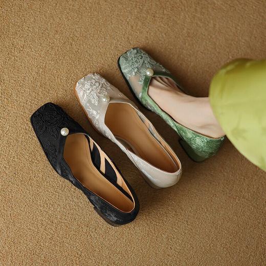 【预售5天】透气网纱珍珠单鞋，法式中跟方头百搭粗跟女鞋AJ&AJ9538 商品图2