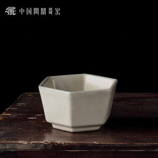 问鼎哥窑传世款六角杯 商品图0